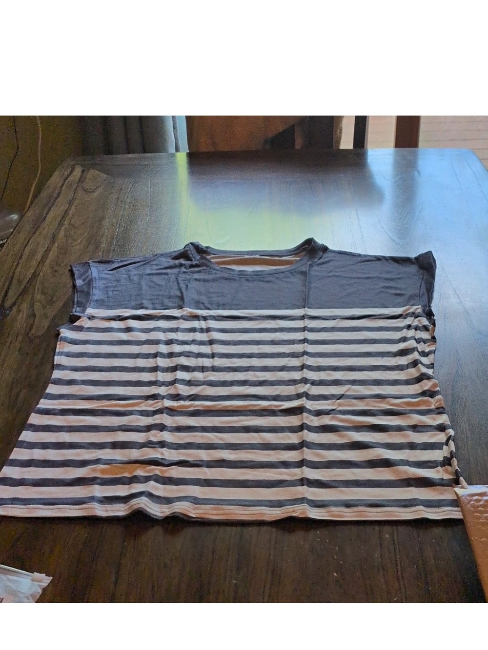Women's Gray White Striped Sleeveless Tank Top Size L Crew Neck Pullover